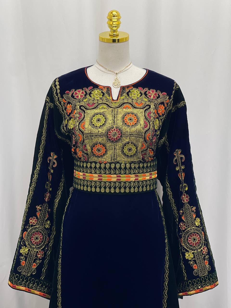 Navy & Emerald Queen Embroidered Velvet Thobe