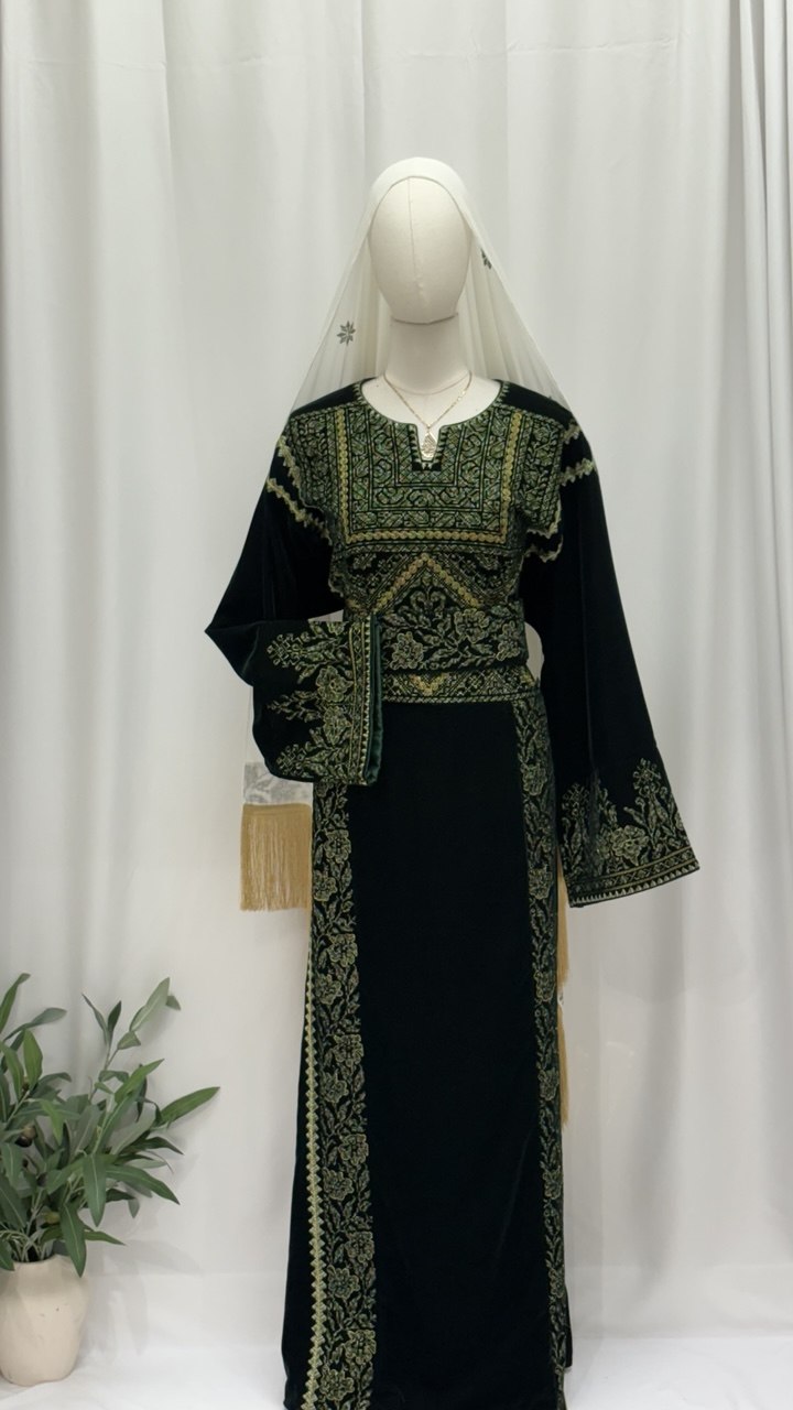 Samah Emerald Heritage Velvet Thobe