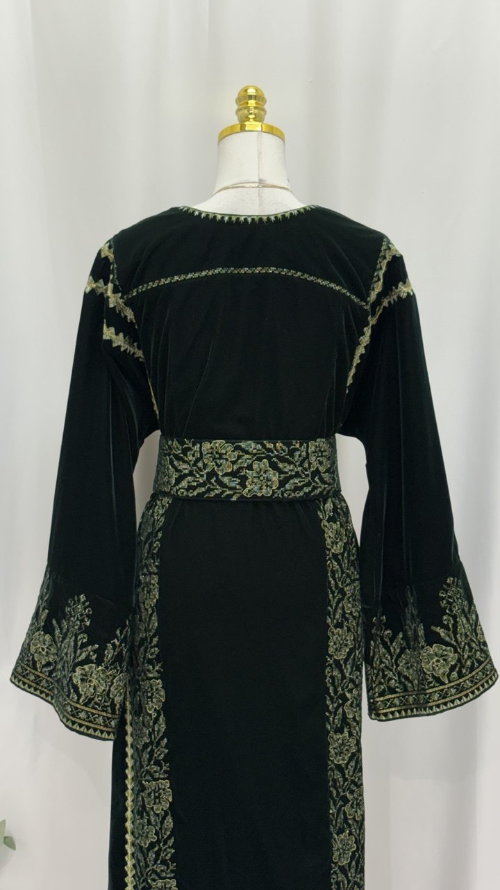 Samah Emerald Heritage Velvet Thobe