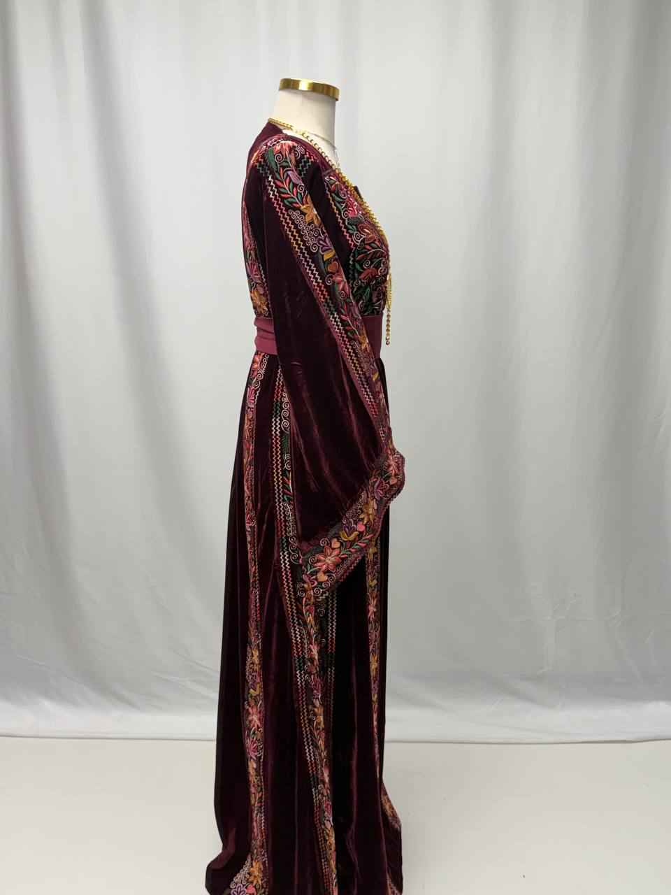 Velvet Heritage Embroidered Thobe
