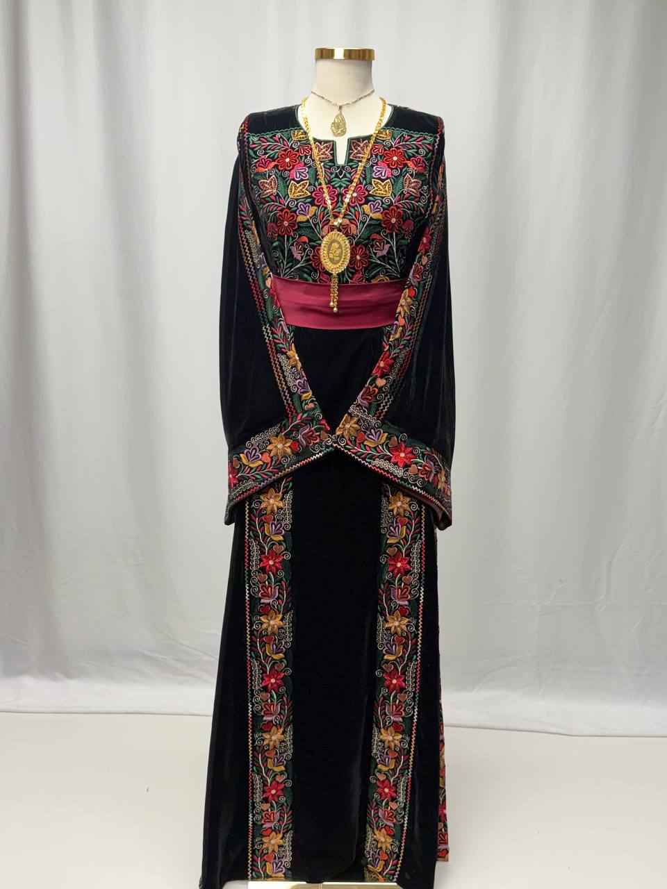 Velvet Heritage Embroidered Thobe