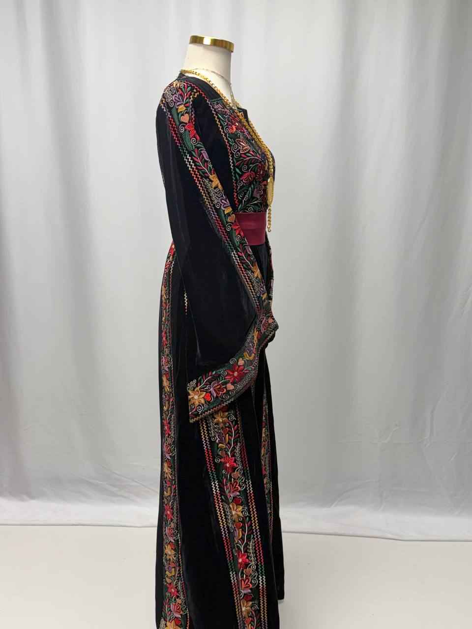 Velvet Heritage Embroidered Thobe