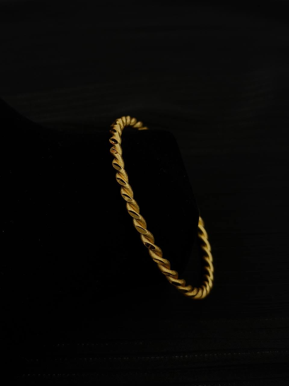 Bold Twisted Rope Gold Bangles – Set of 4