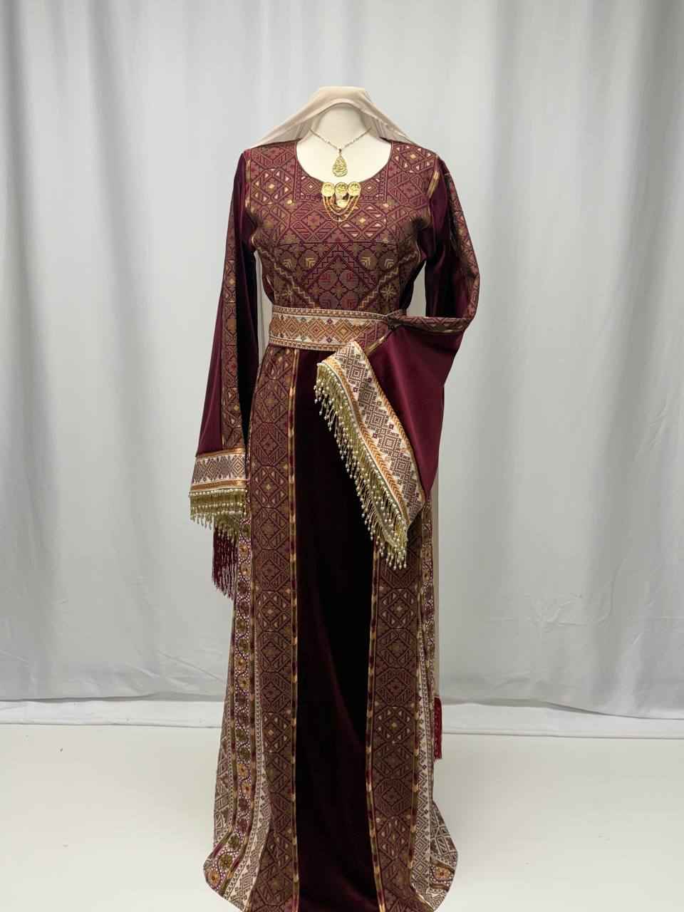 Aseel Al-Tiraz Velvet Thobe