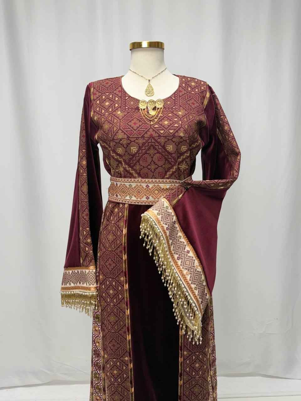 Aseel Al-Tiraz Velvet Thobe