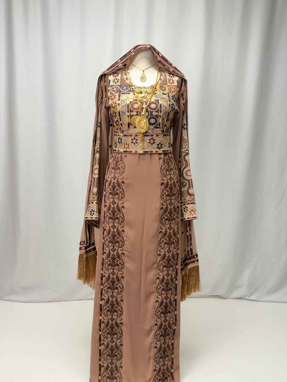 Sienna Embroidered Heritage Thobe
