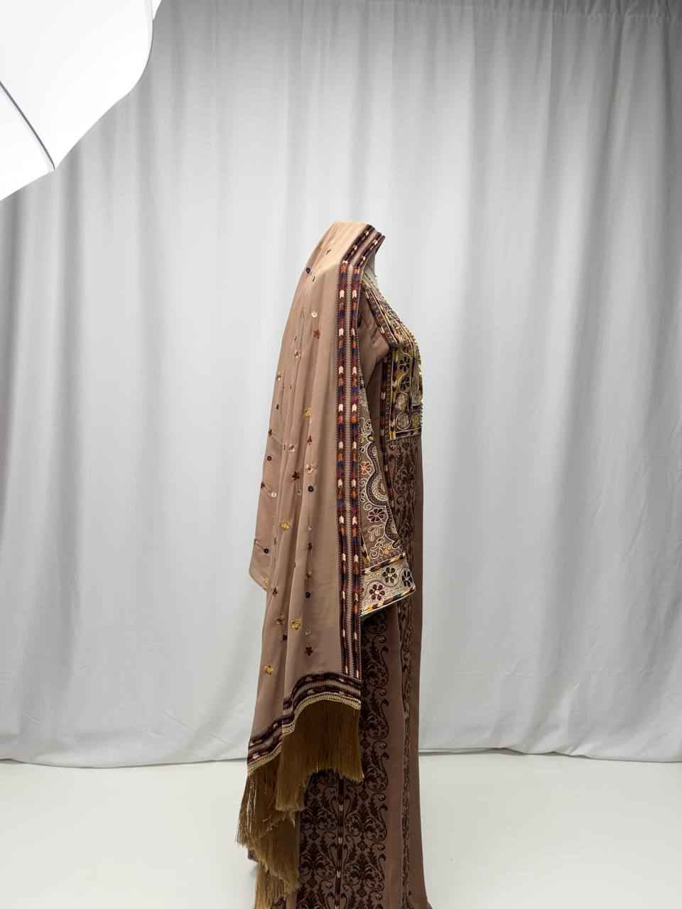 Sienna Embroidered Heritage Thobe