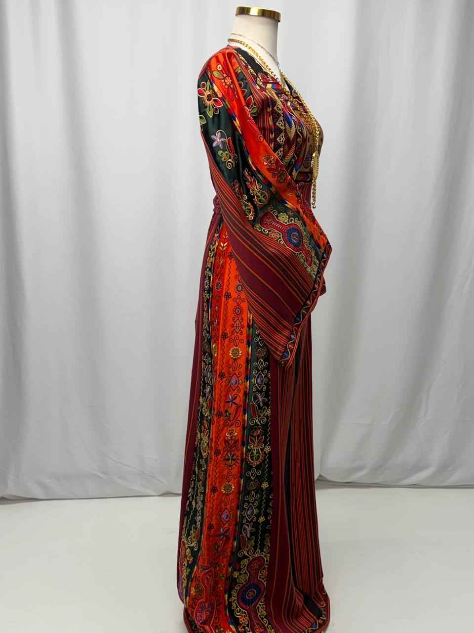 Raneem Majdalawi Heritage Thobe