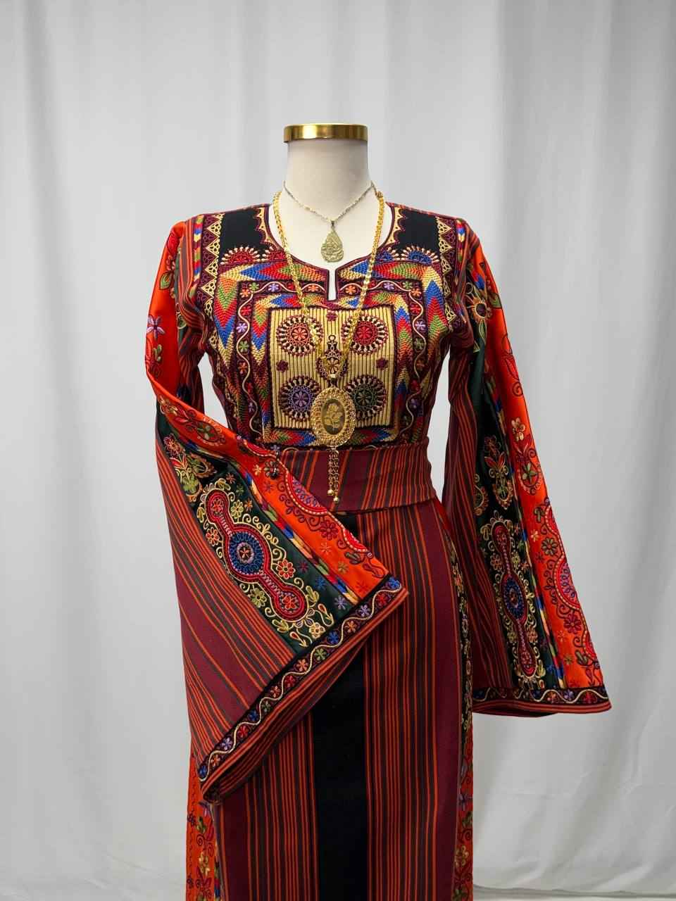 Raneem Majdalawi Heritage Thobe