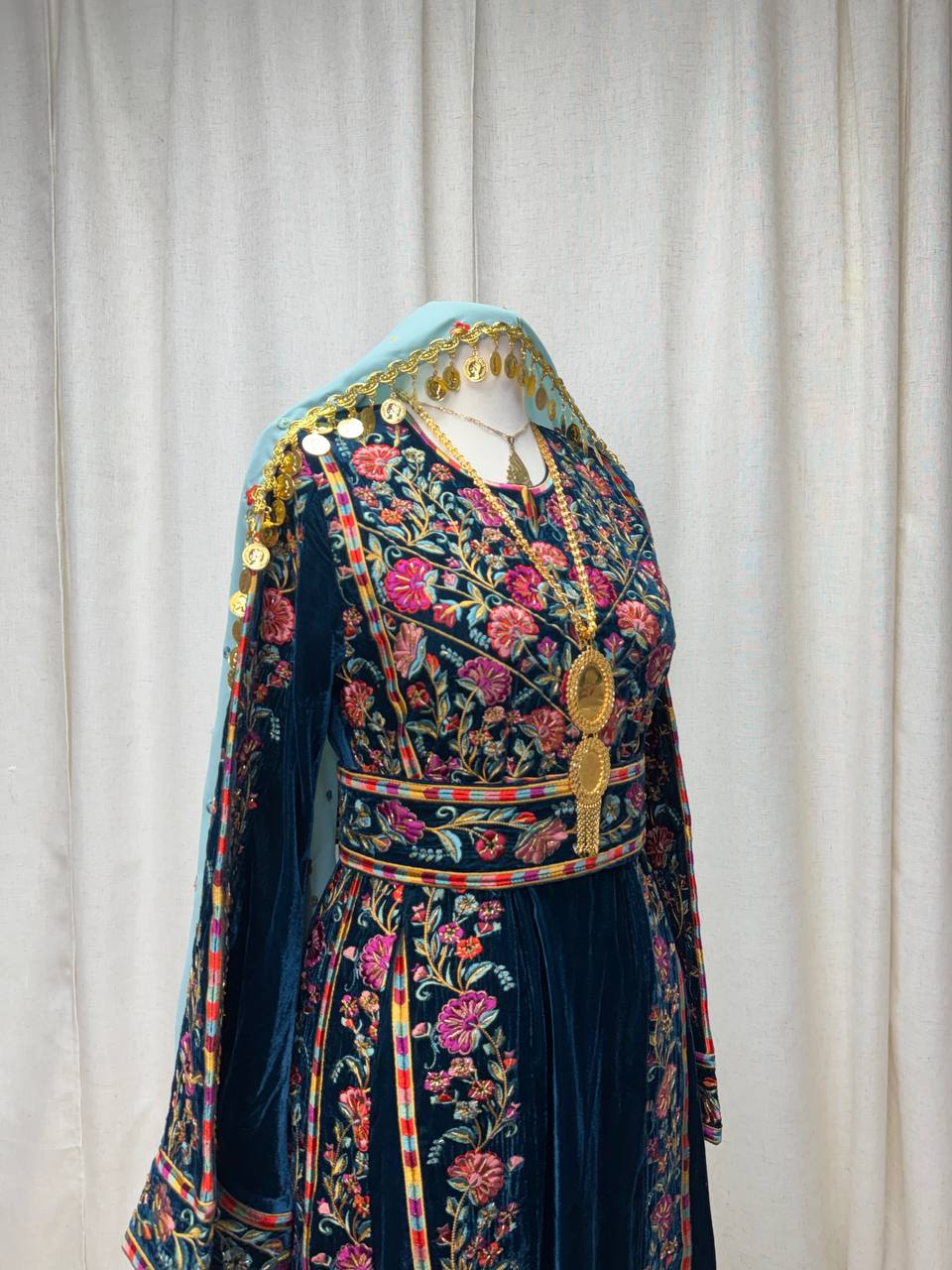 Razan Petrol Velvet Heritage Thobe