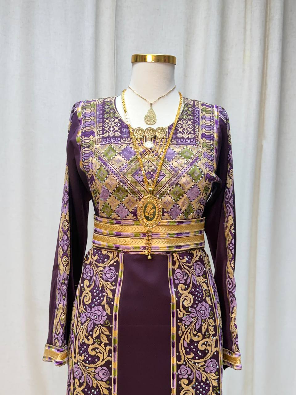 Maysara Embroidered Thobe