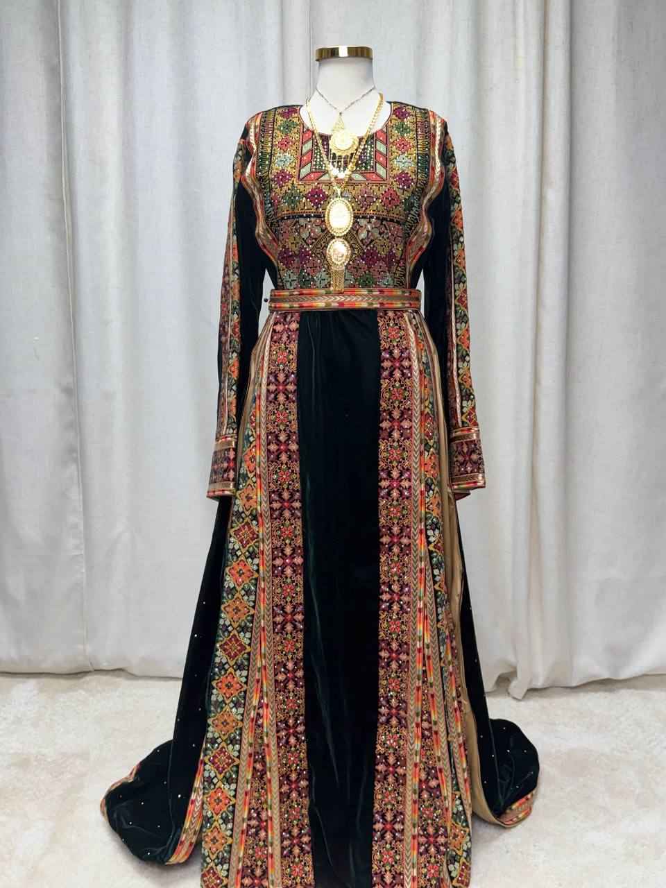 Sarah Velvet Heritage Thobe