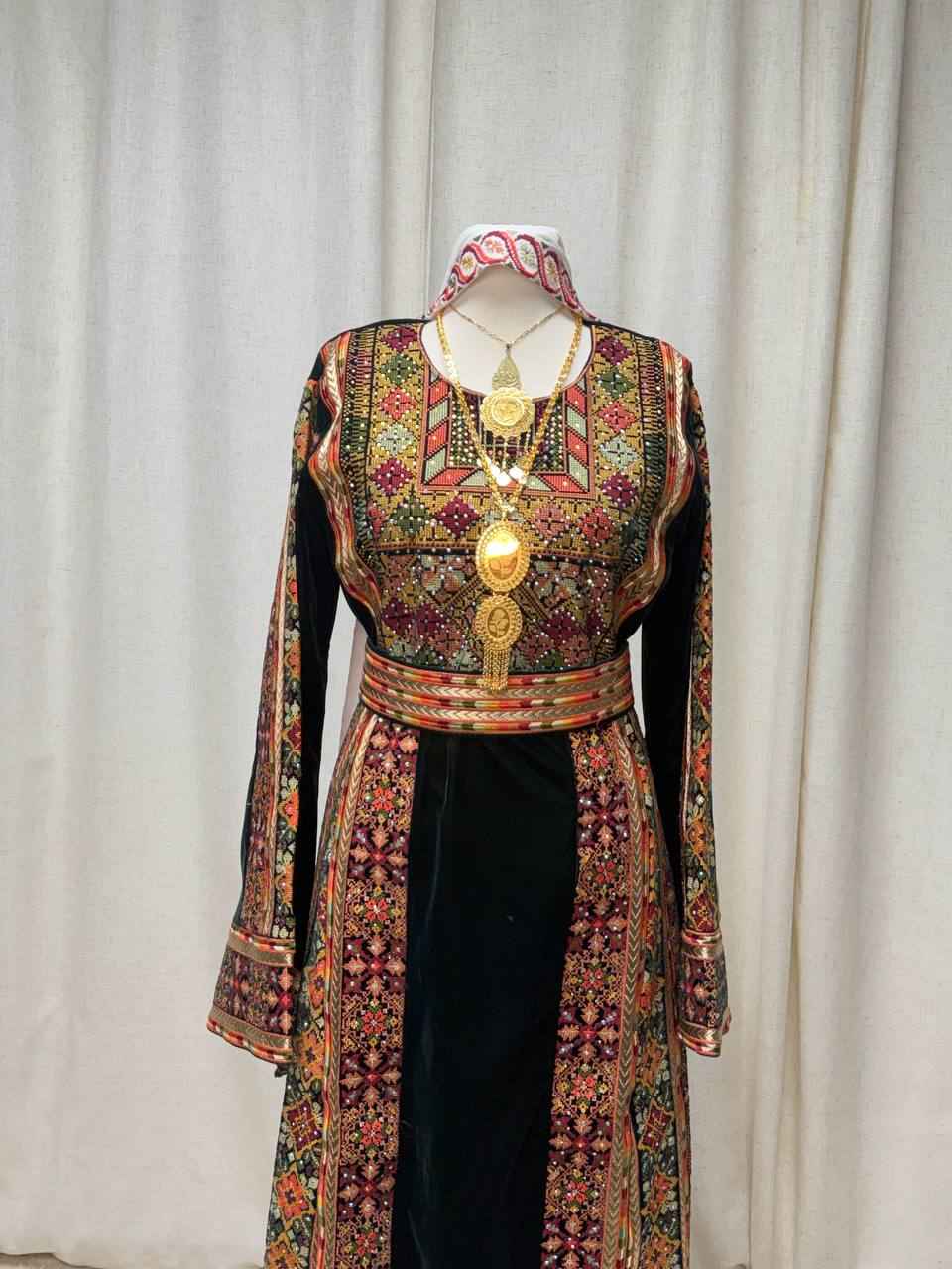 Sarah Velvet Heritage Thobe