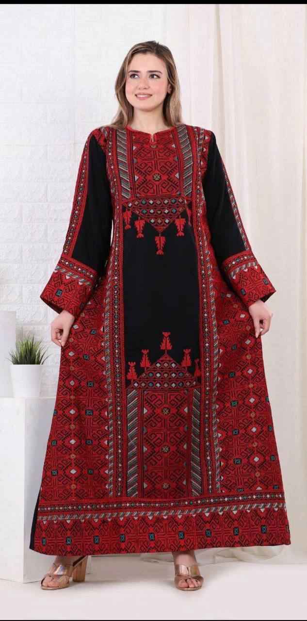 Laythana Heritage Embroidered Abaya