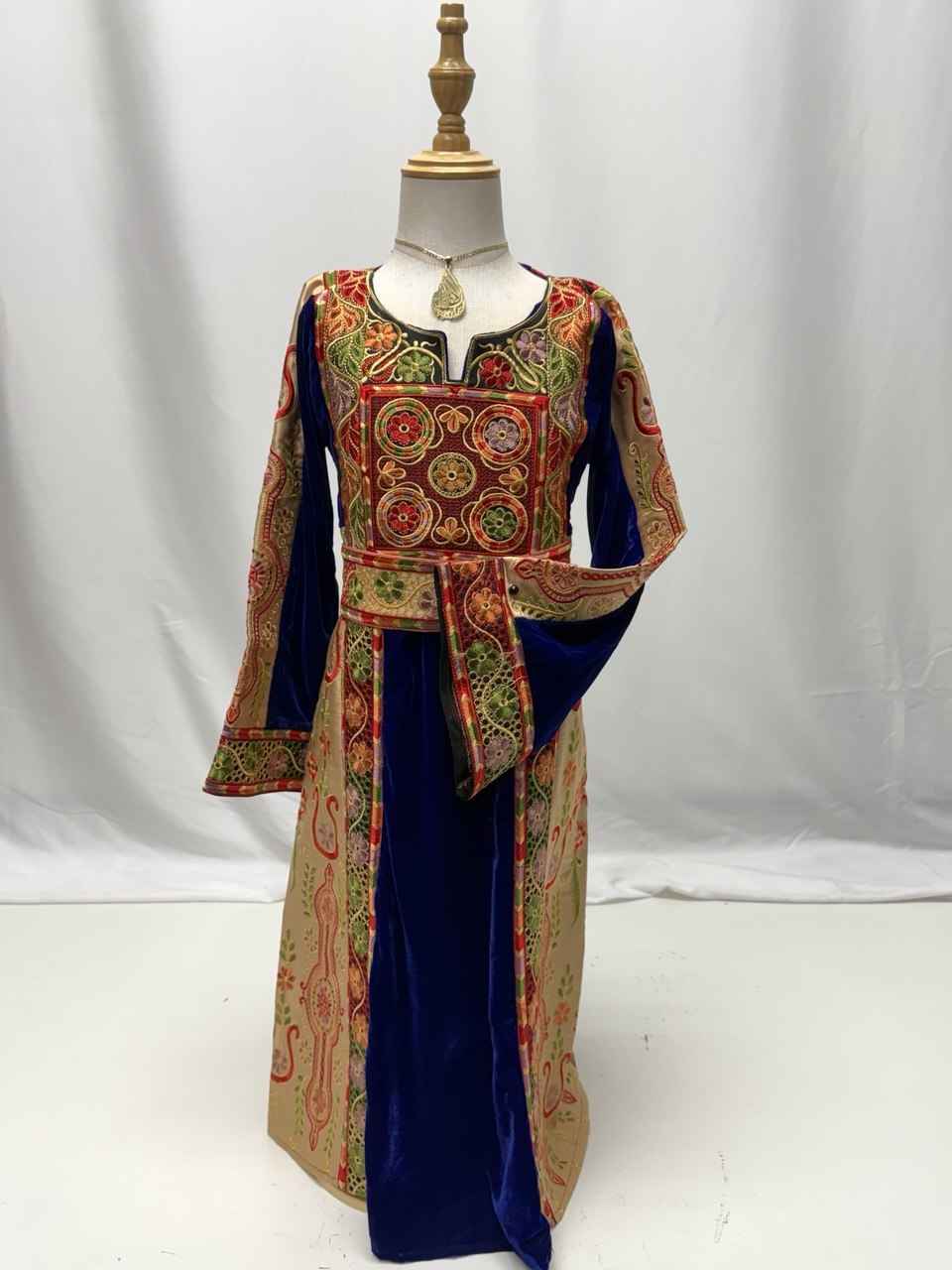 Andaleeb Heritage Kids’ Velvet Thobe