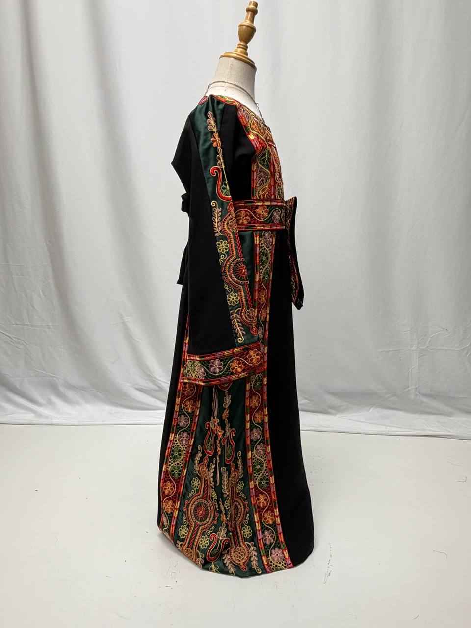 Lulwa Heritage Girls Thobe