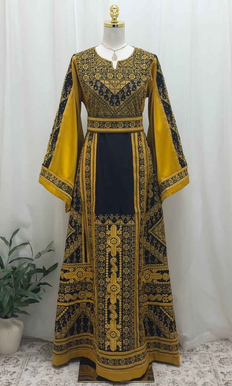 Noor Al Ard Satin Thobe