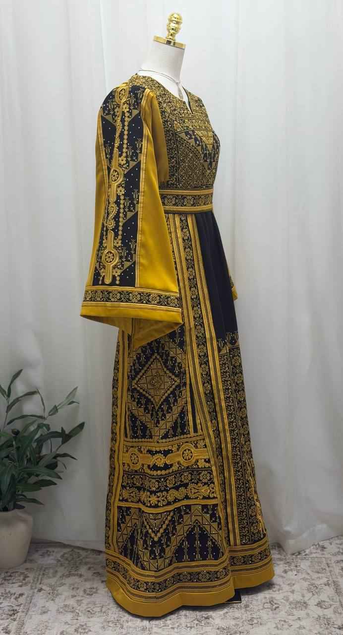 Noor Al Ard Satin Thobe