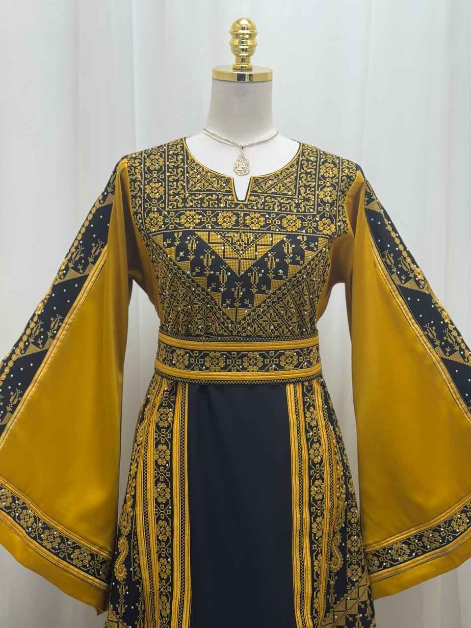 Noor Al Ard Satin Thobe