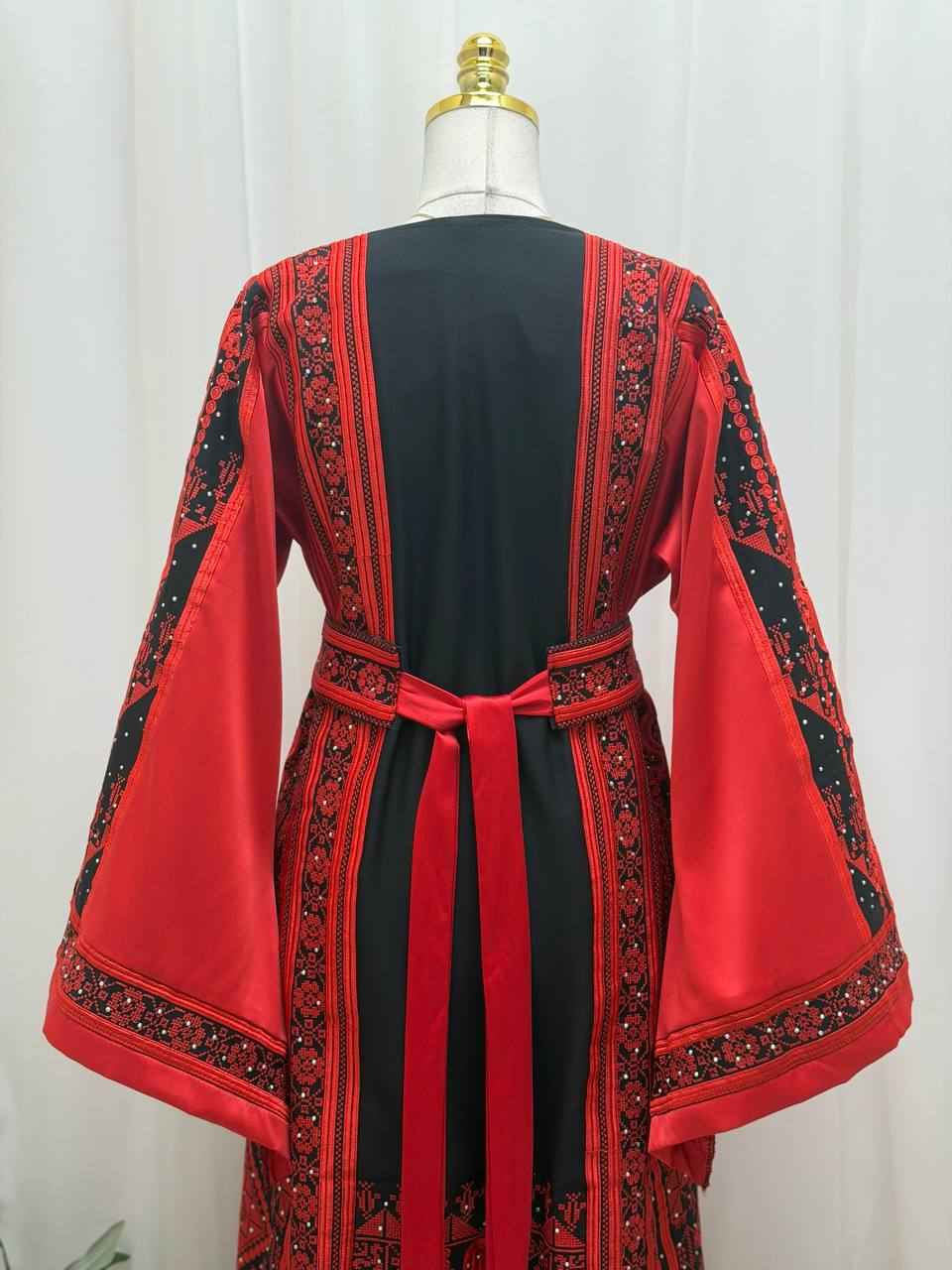 Noor Al Ard Satin Thobe