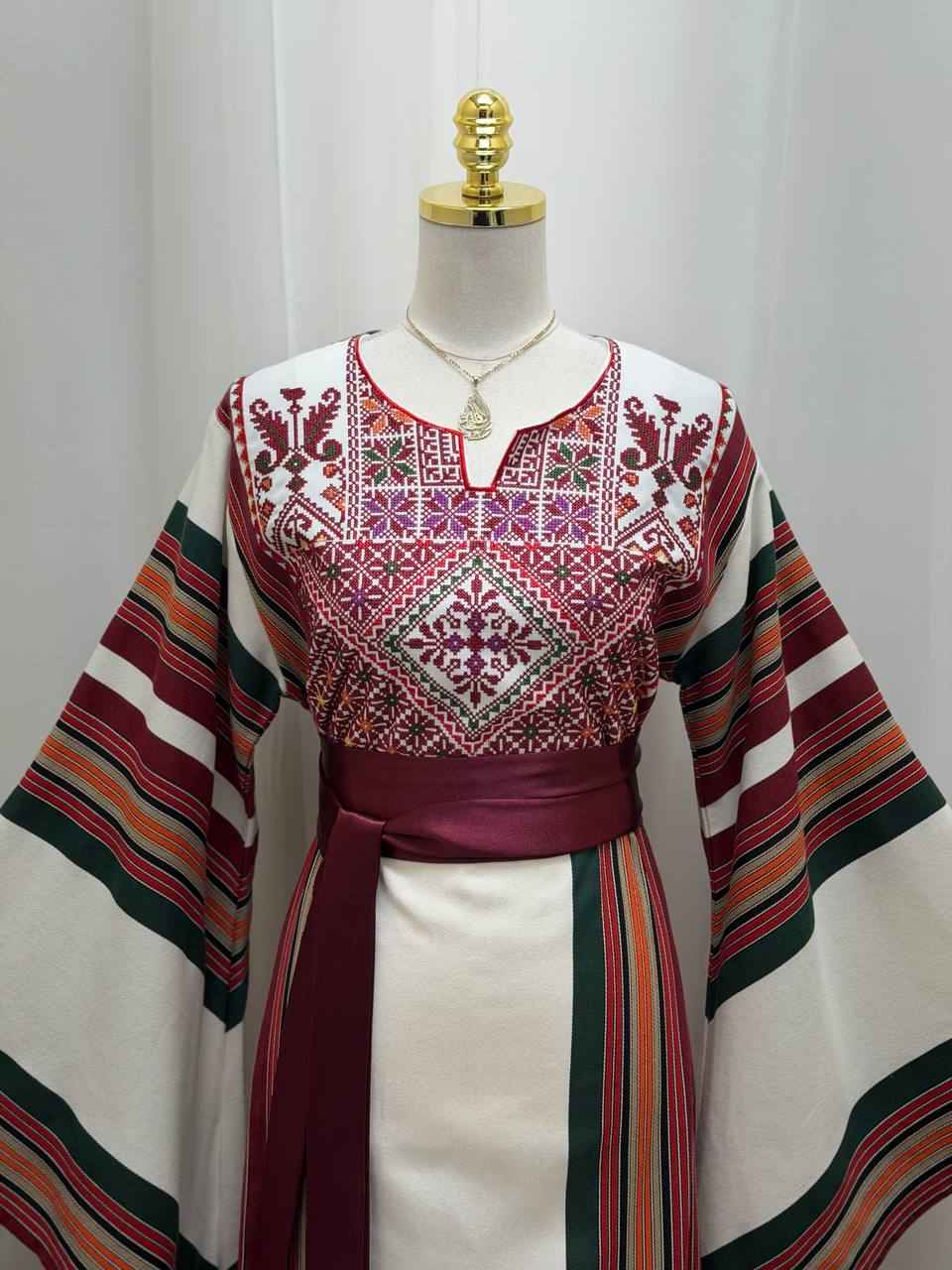 Susu Majdalawi Heritage Thobe