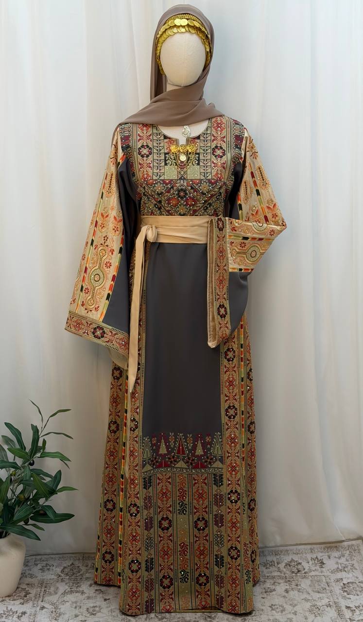 Fadwa Heritage Thobe