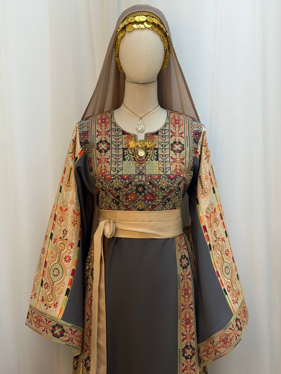 Fadwa Heritage Thobe