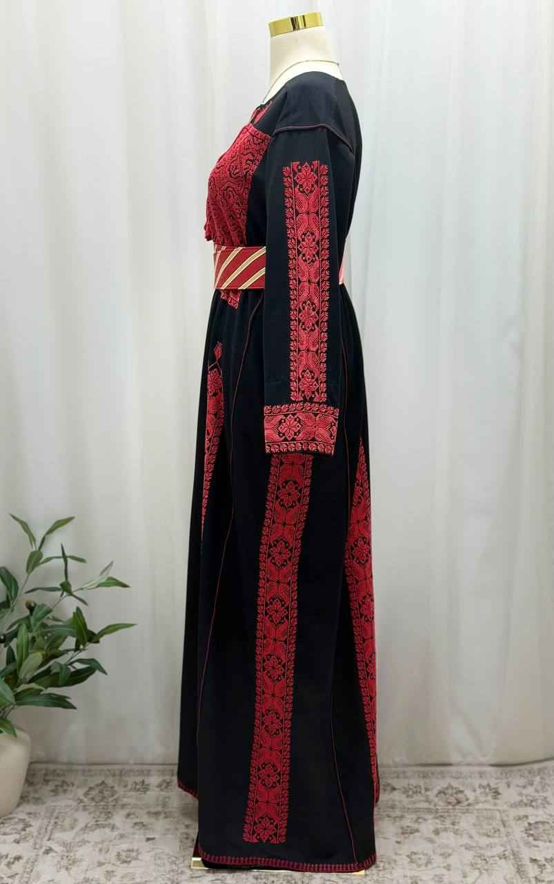 Siti Safiya Heritage Thobe