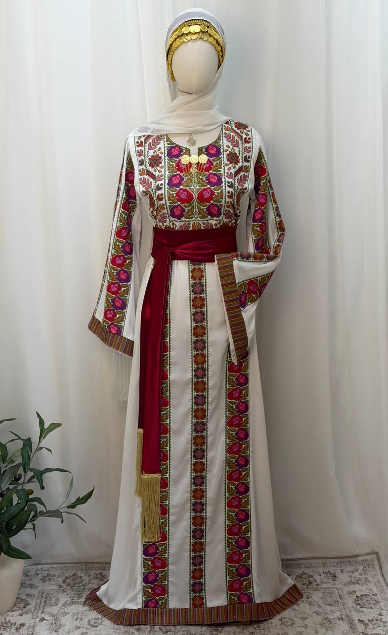 Lina Embroidered Thoub