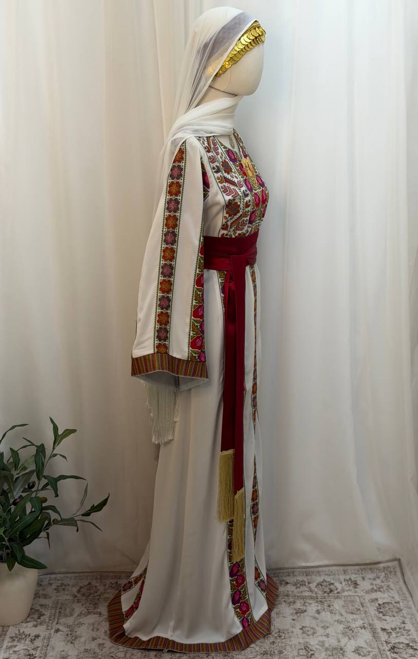 Lina Embroidered Thoub
