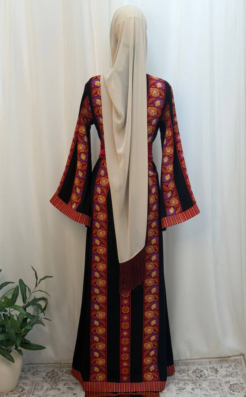 Lina Embroidered Thoub