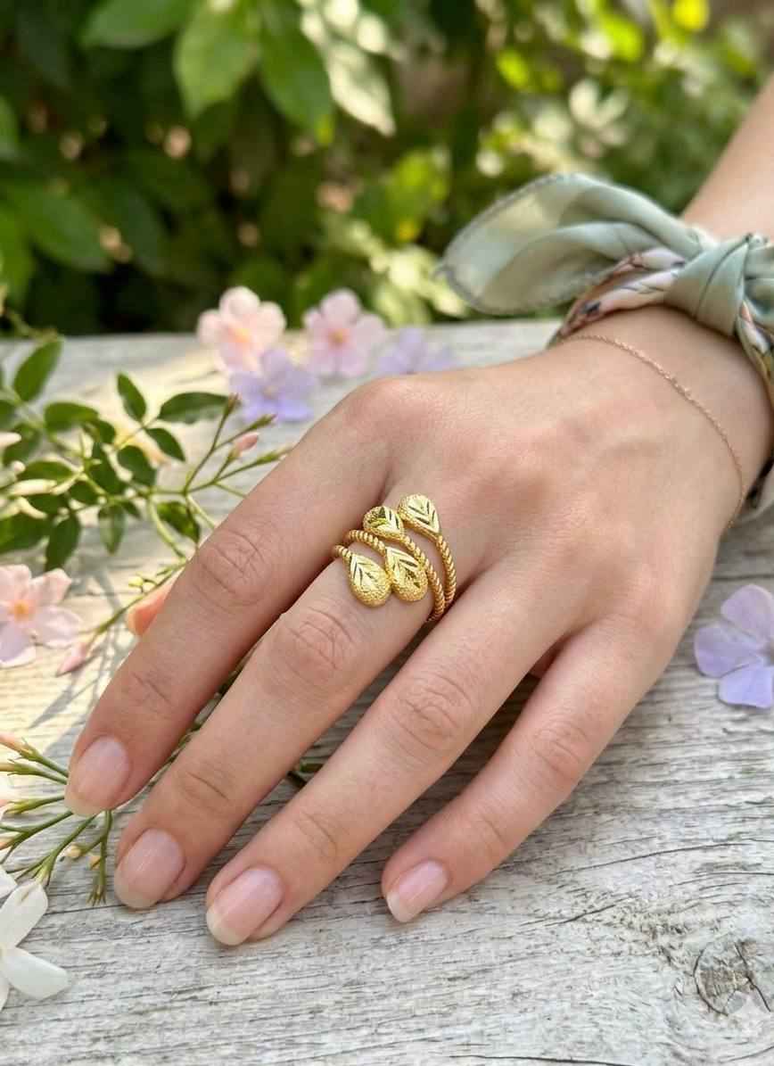 Yasmeen Gold Ring ✨
