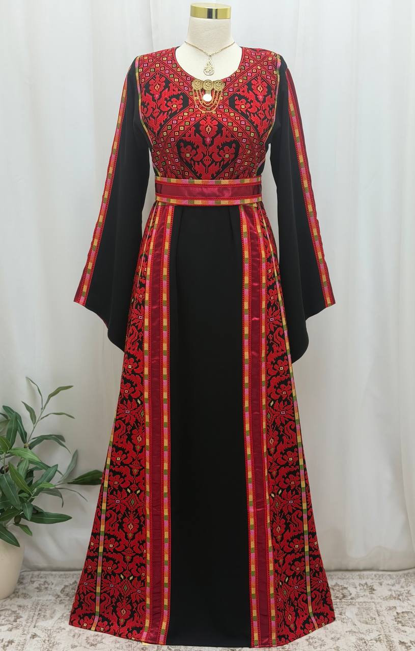 Farah Heritage Thoub