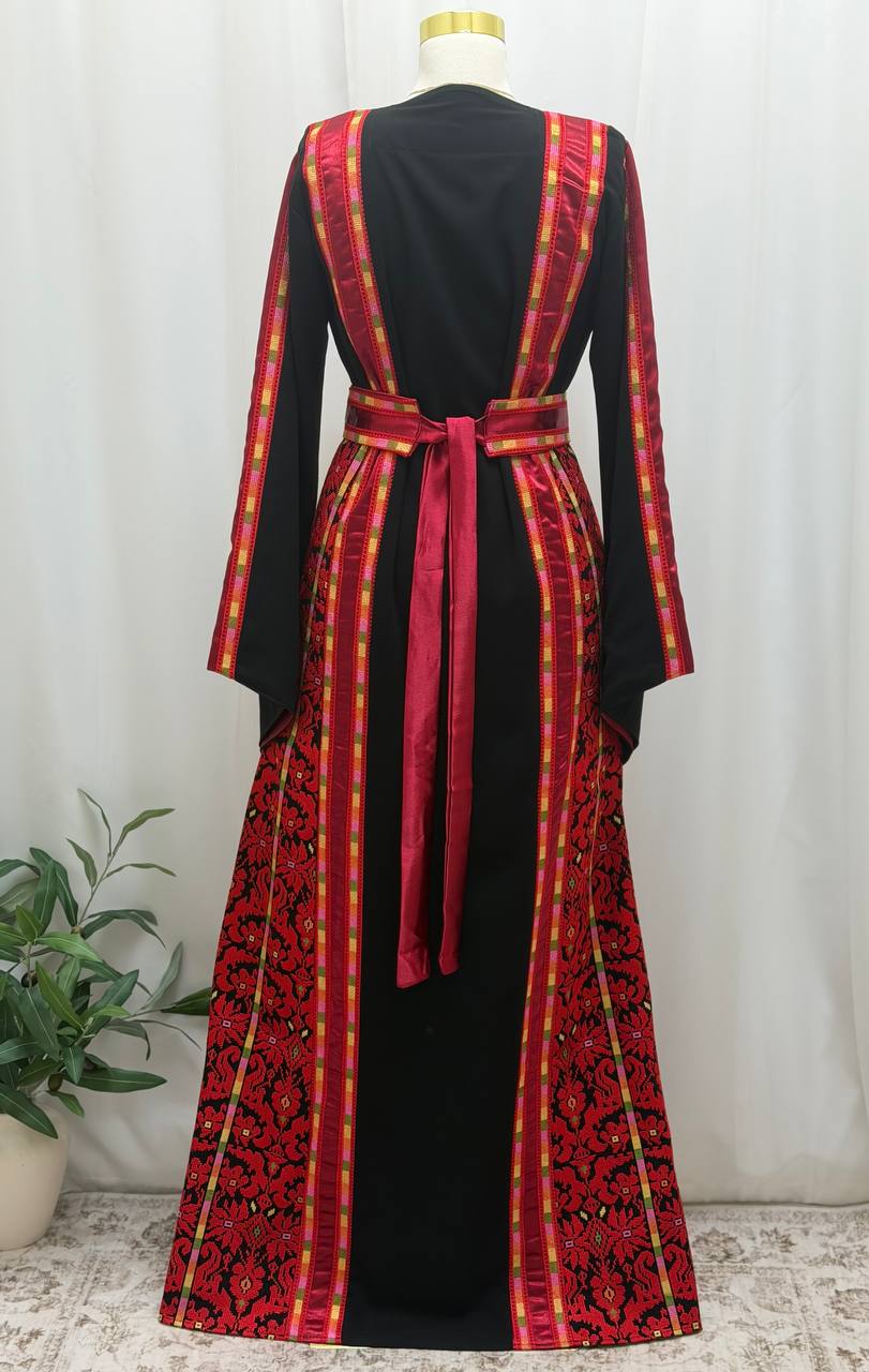 Farah Heritage Thoub