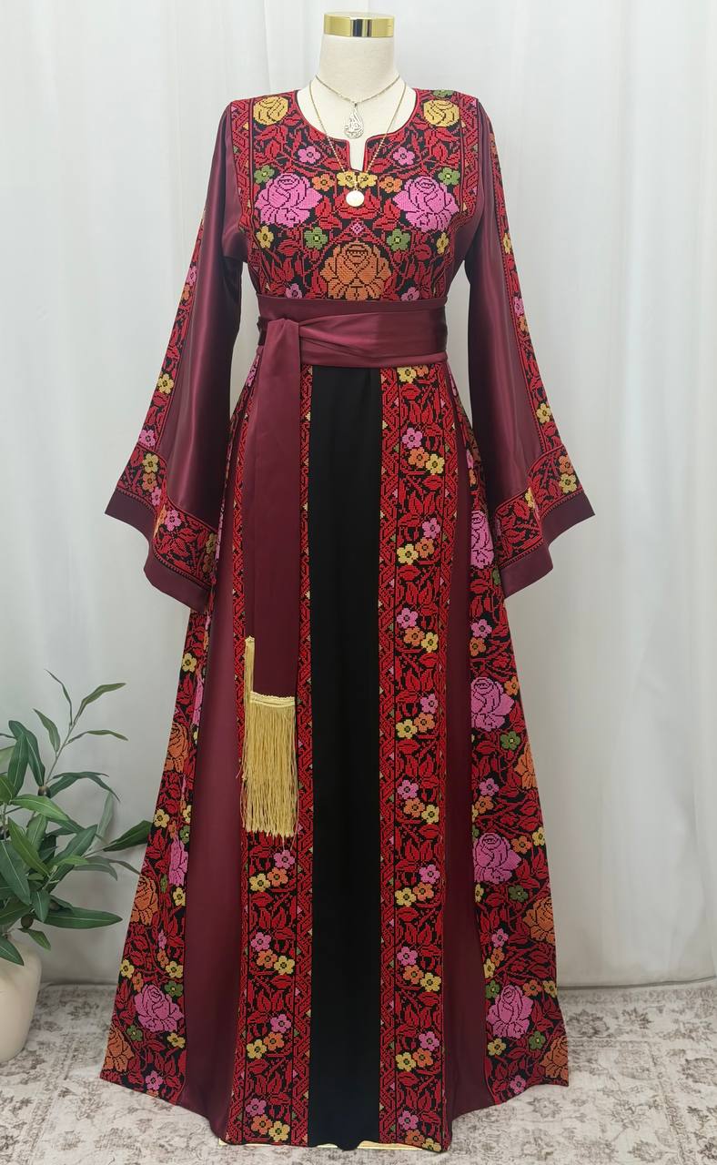 Yasmeen of Palestine Thoub