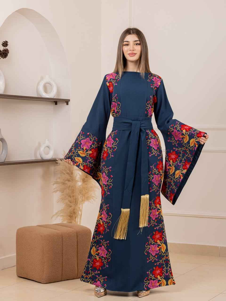 Rihana Heritage Thobe