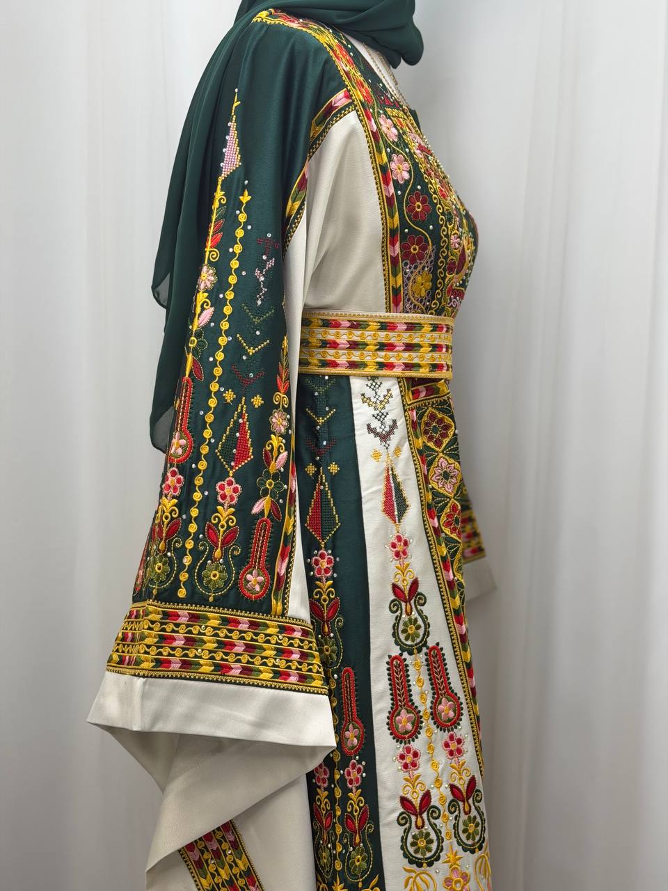 Nibal Malika Thobe – Long Abu Radan Style