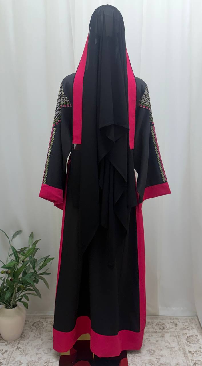 Hanouneh Heritage Thobe – Hand Embroidered