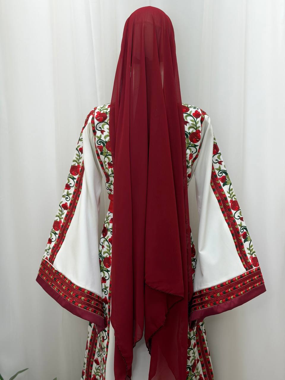 Thobe Al Rummanah – Pomegranate Heritage Thobe