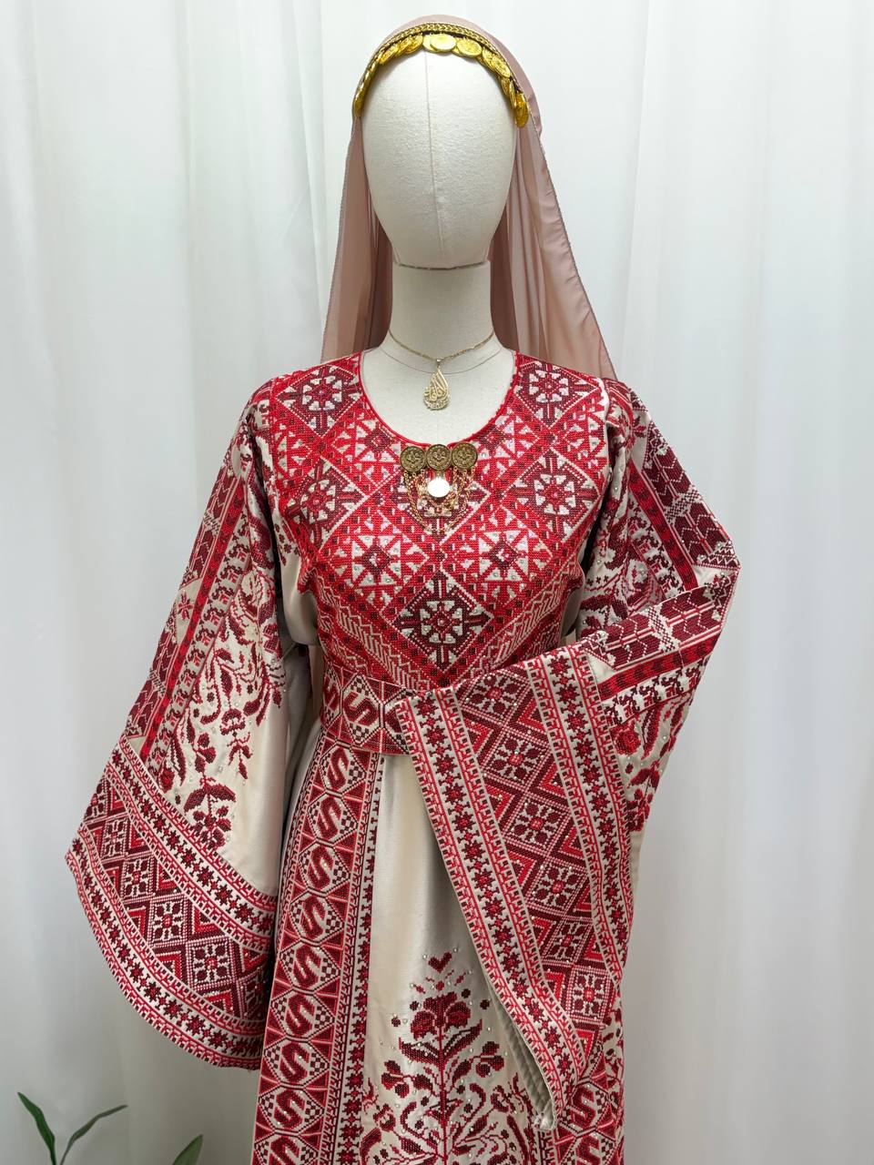 Sultana Heritage Thobe