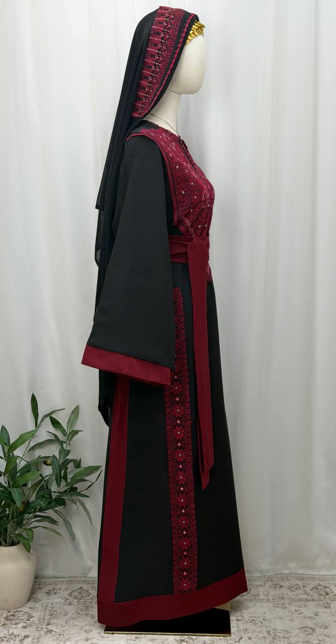 Karmel Al-Khalil Thobe