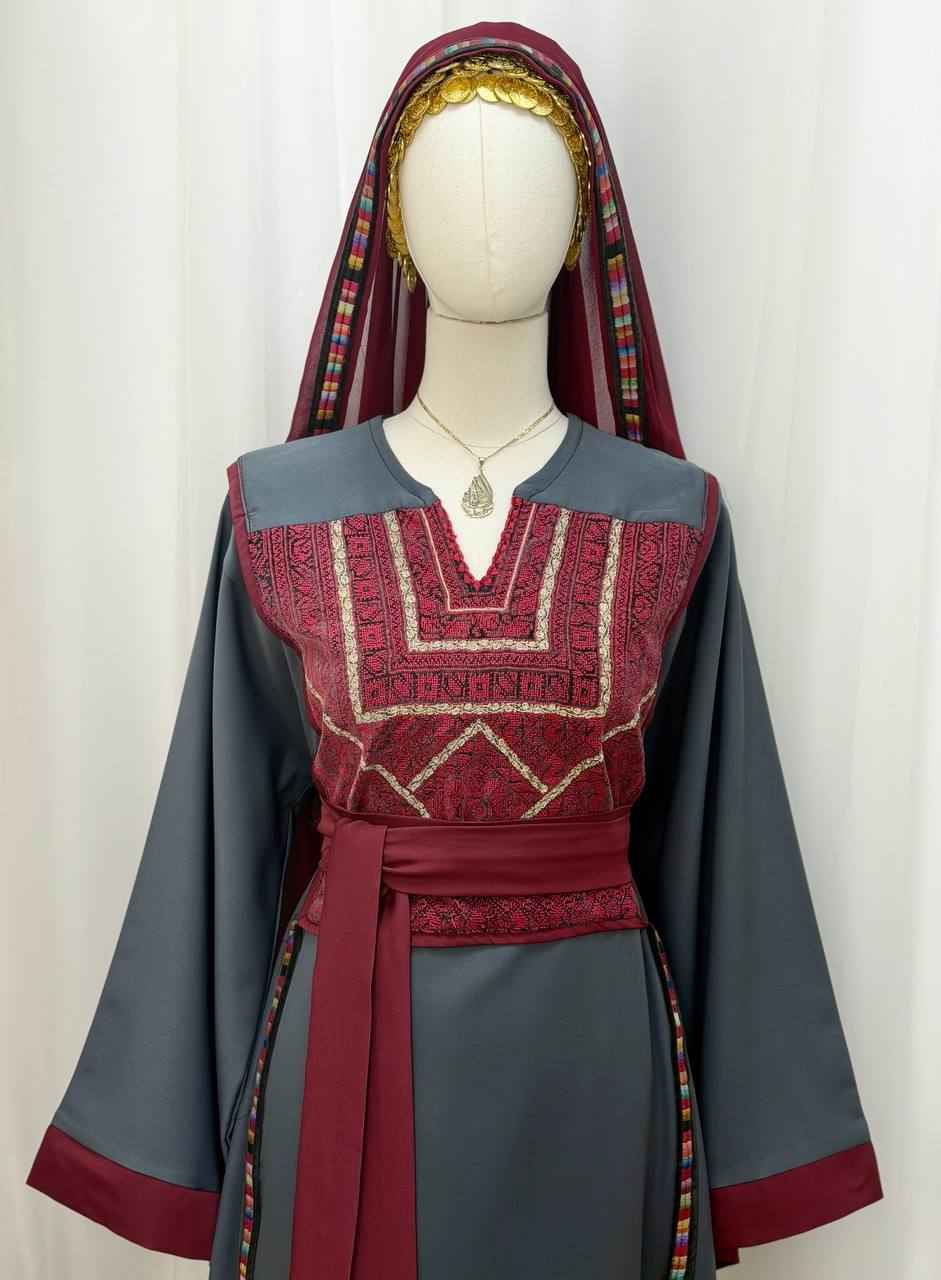 Carmel Heritage Thobe