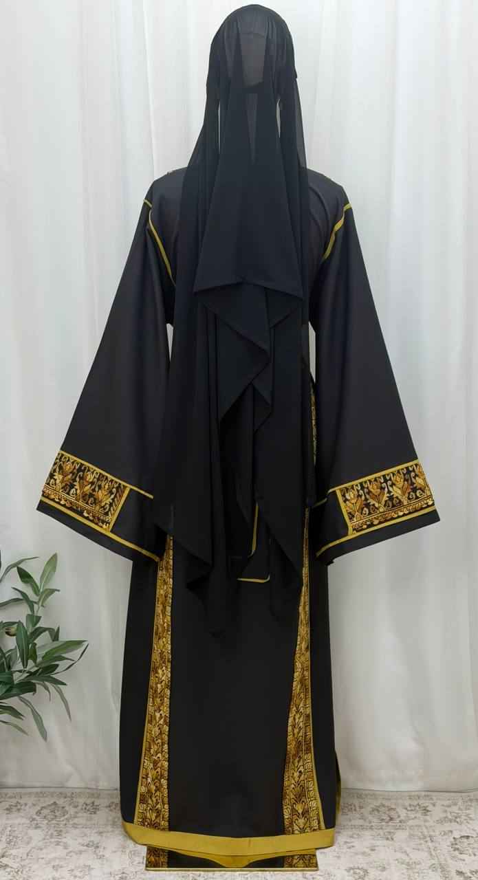 Thobe Al-Kanz Al-Dhahabi (The Golden Treasure Thobe)