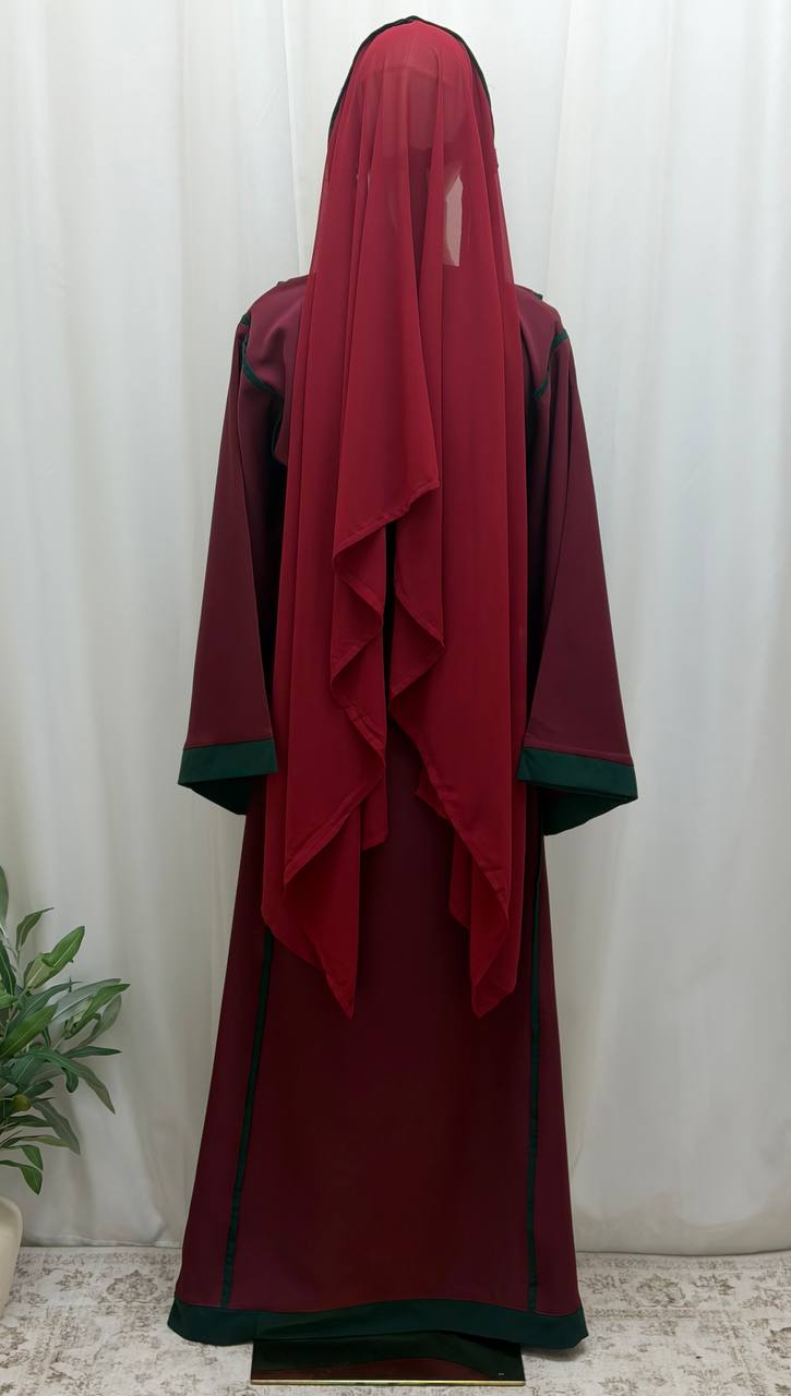 Karmel Al-Muluk Hand-Embroidered Thobe