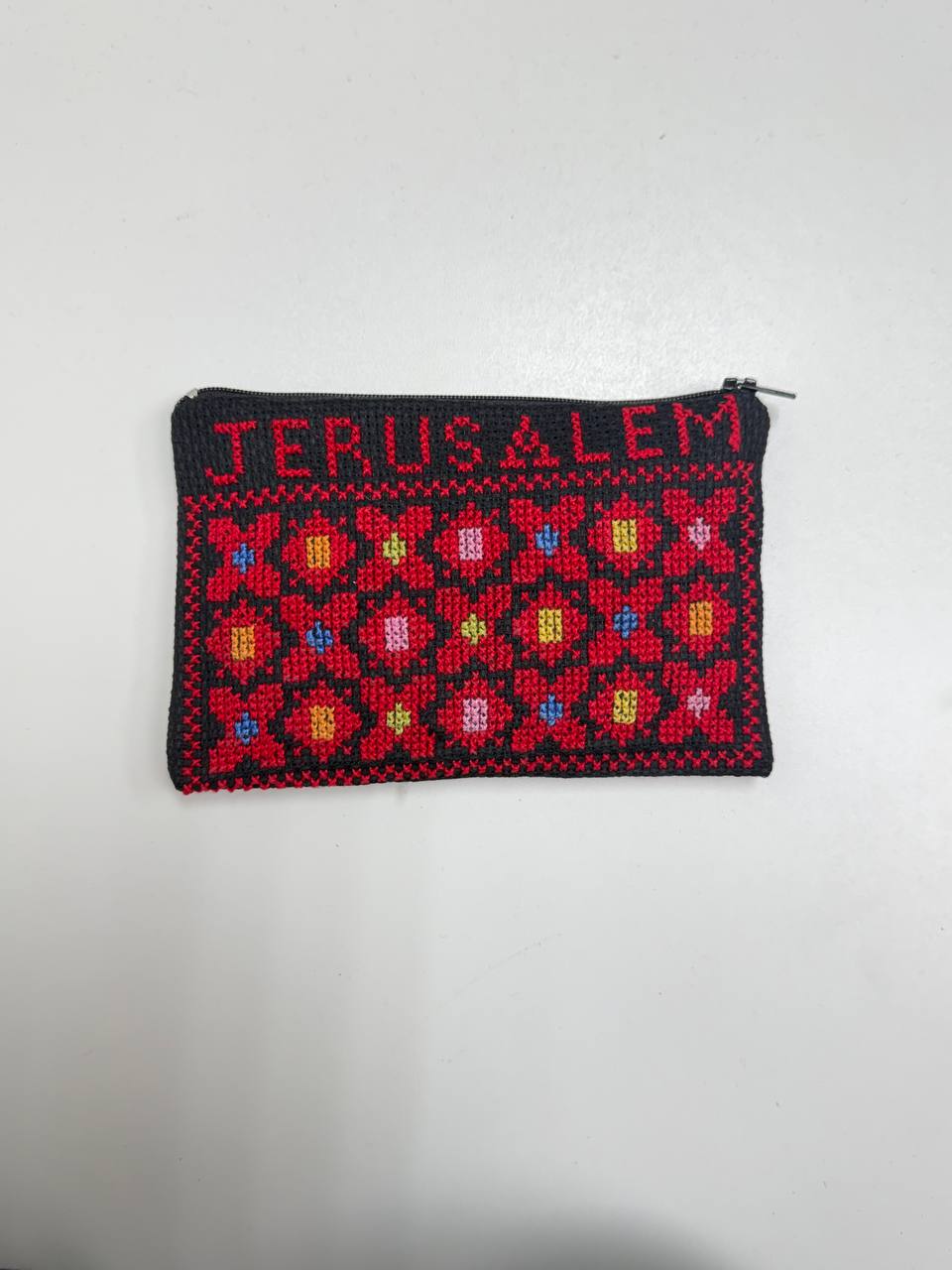 Hand-Embroidered Palestinian Heritage Zipper Pouch