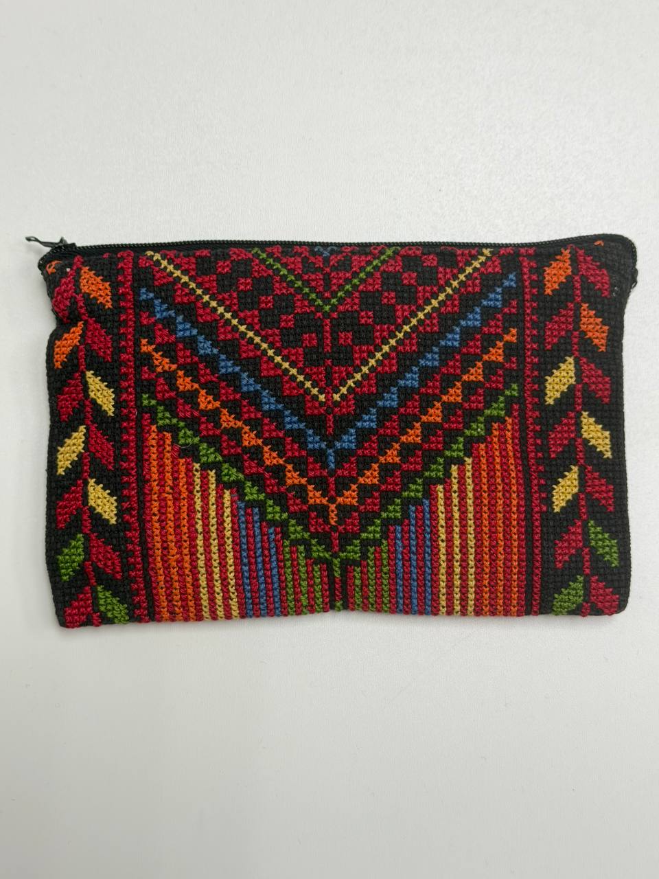 Hand-Embroidered Palestinian Heritage Zipper Pouch
