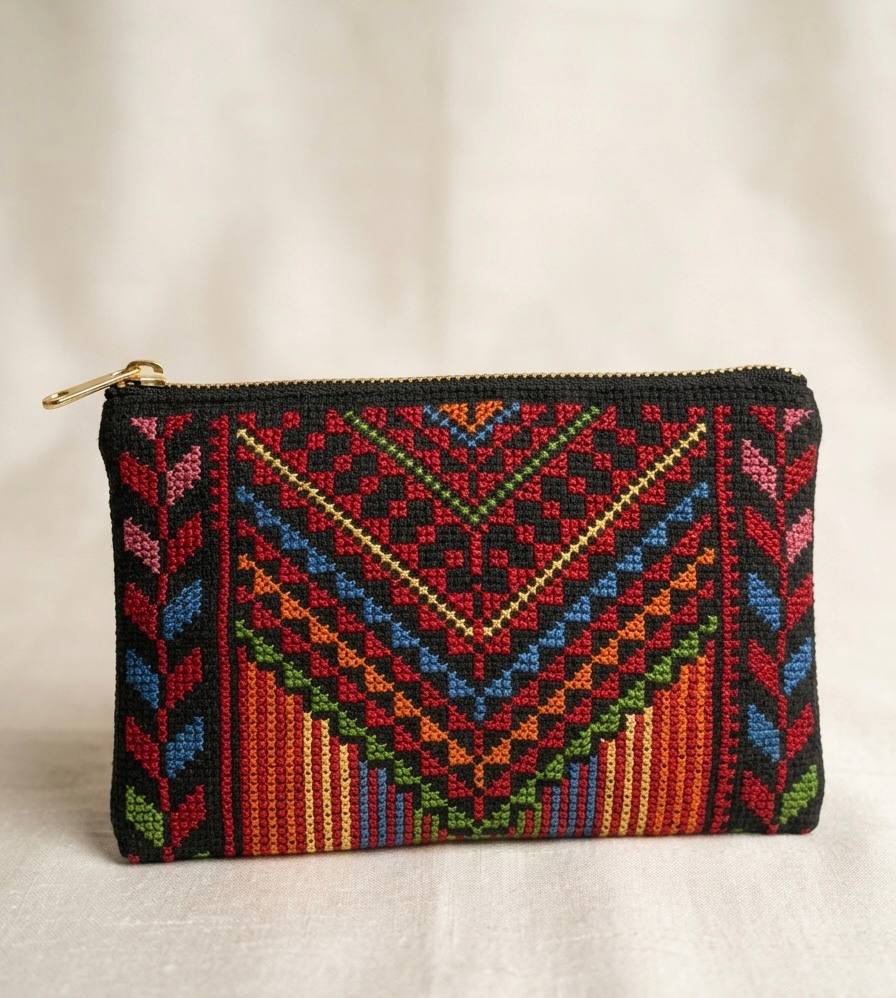 Hand-Embroidered Palestinian Heritage Zipper Pouch