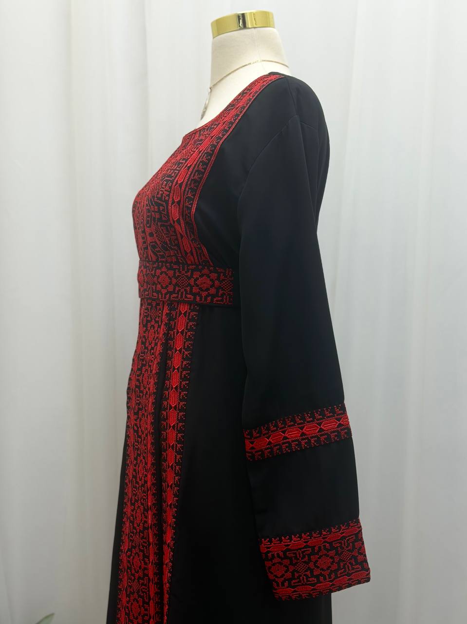 Jouri Embroidered Abaya