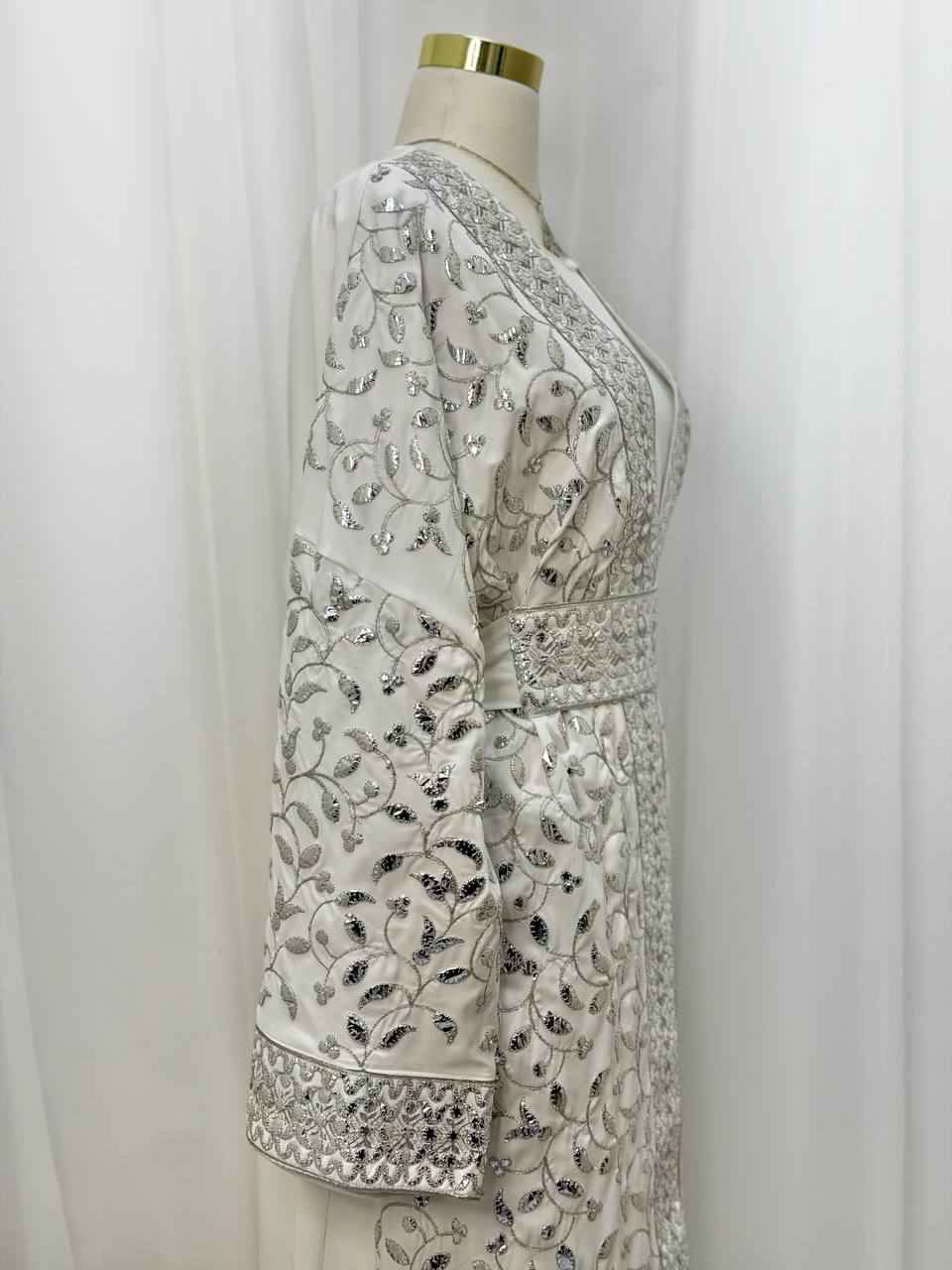 Noor Al-Qamar Abaya
