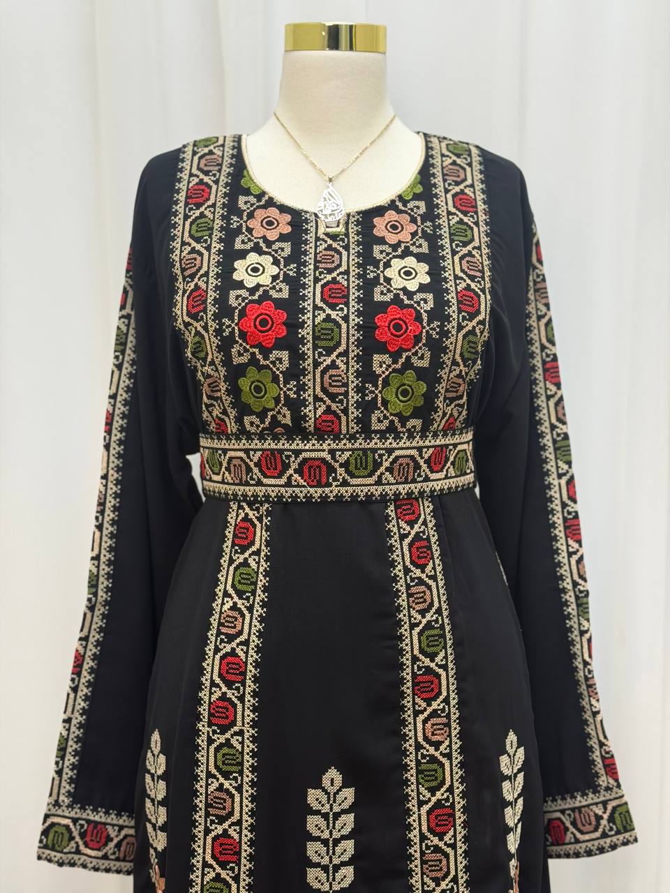 Samah" Embroidered Thobe